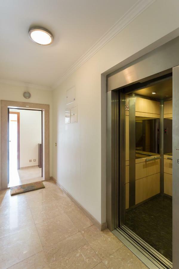 Apartamento Praia Sao Martinho Do Porto Exterior photo