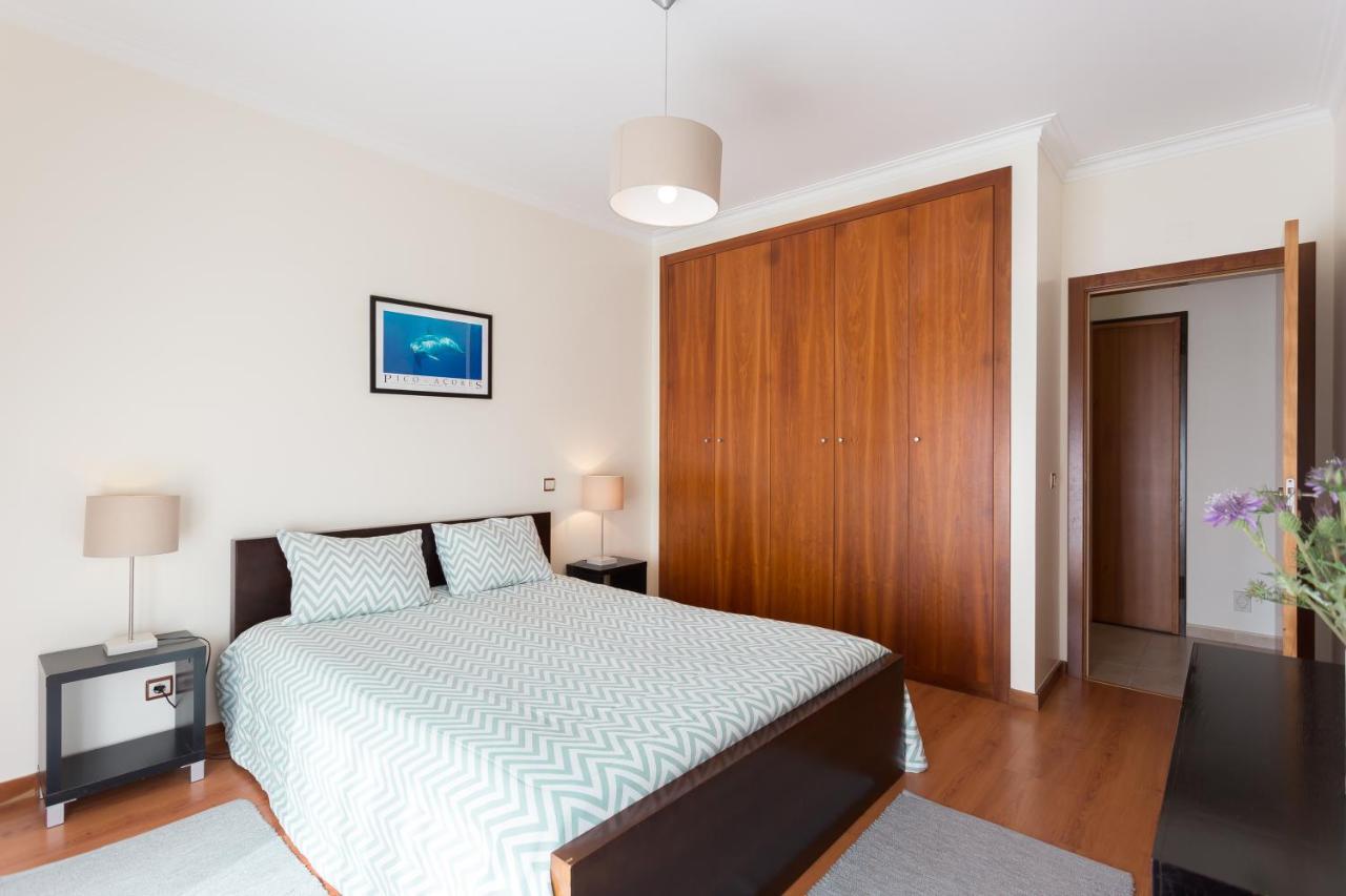 Apartamento Praia Sao Martinho Do Porto Exterior photo
